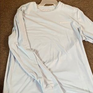 Vineyard vines t-shirt